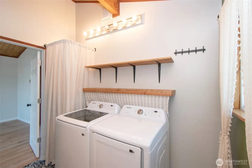 Property photo for 1309 W 6th Street, Port Angeles photo 26