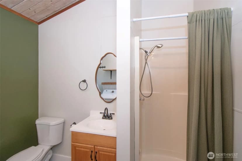 Property photo for 1309 W 6th Street, Port Angeles photo 24