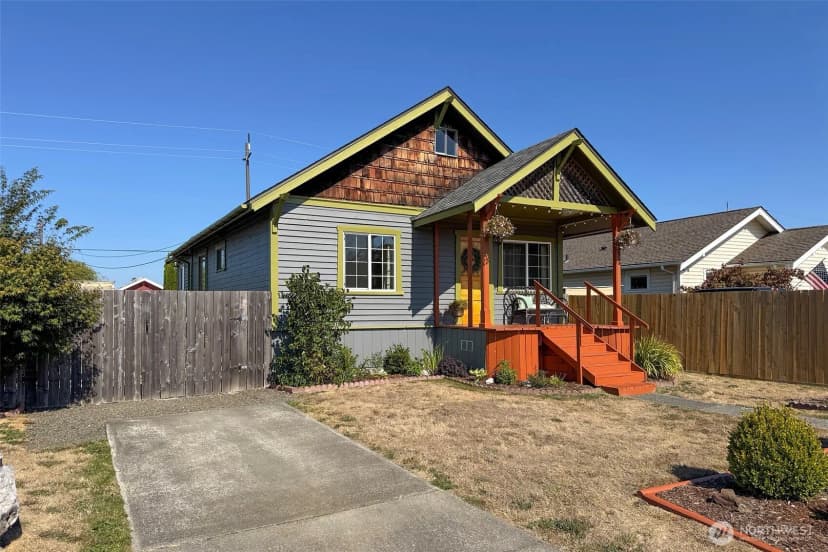 Property photo for 1309 W 6th Street, Port Angeles photo 2