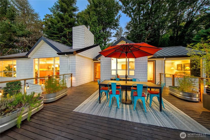 Property photo for 1522 E Interlaken Boulevard, Seattle photo 17