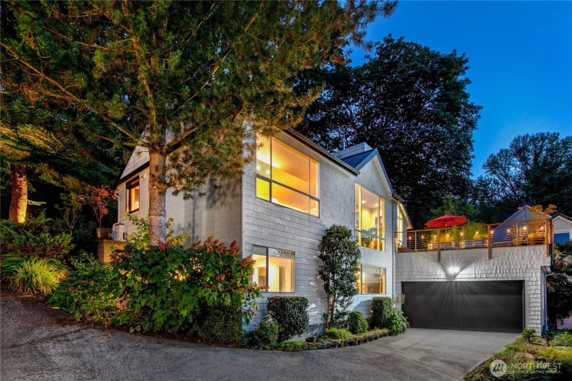 Property photo for 1522 E Interlaken Boulevard, Seattle photo 31