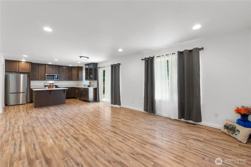 Property photo for 2704 196th Avenue Sw, Lakebay photo 11