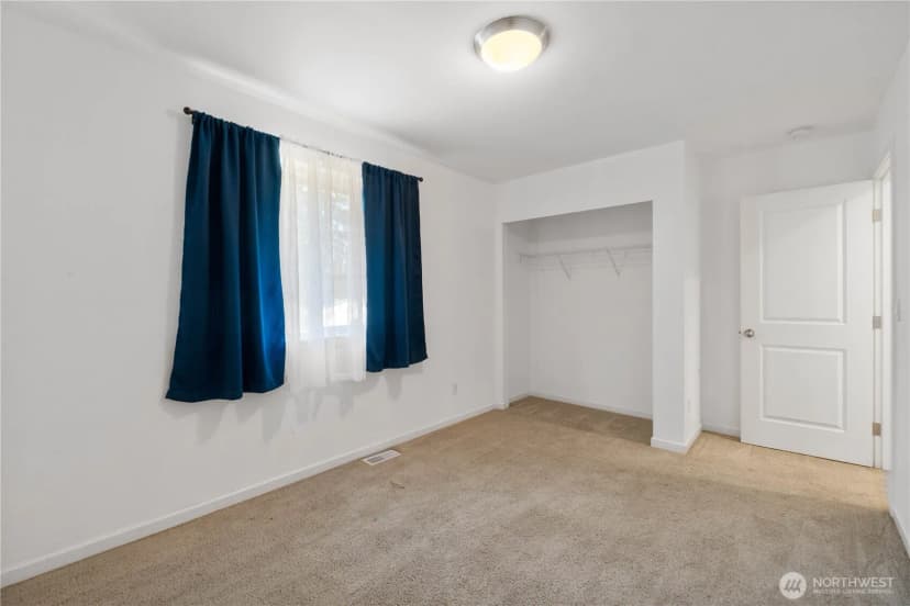 Property photo for 2704 196th Avenue Sw, Lakebay photo 19