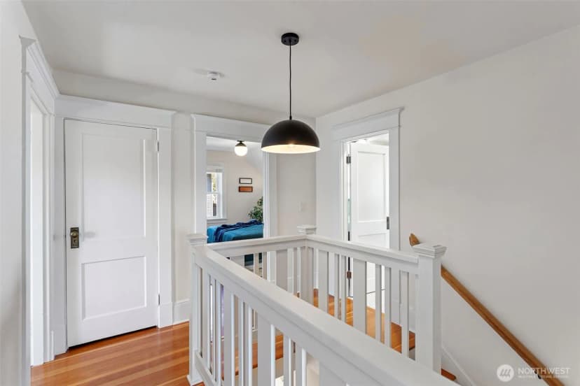 Property photo for 521 - 519 20th Avenue, Seattle photo 15