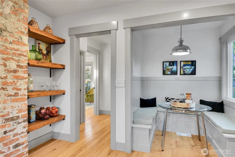 Property photo for 3702 Sw Cloverdale Street, Seattle photo 13