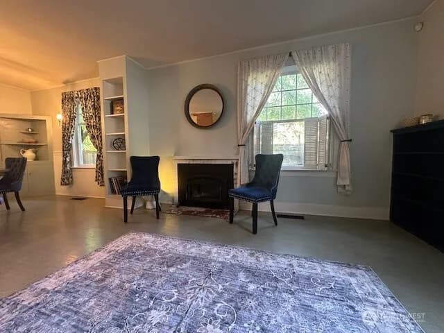 Property photo for 9302 Dekoven Drive Sw, Lakewood photo 8