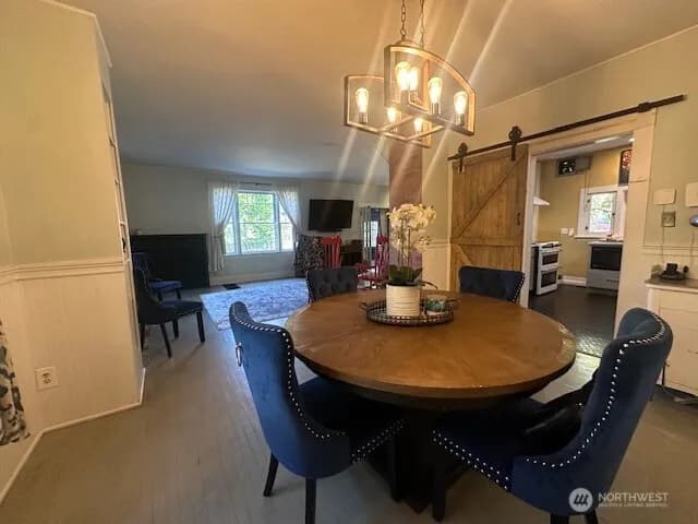 Property photo for 9302 Dekoven Drive Sw, Lakewood photo 6