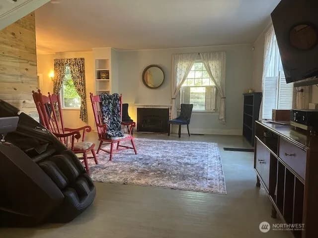 Property photo for 9302 Dekoven Drive Sw, Lakewood photo 5