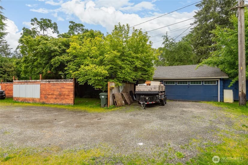 Property photo for 9302 Dekoven Drive Sw, Lakewood photo 36