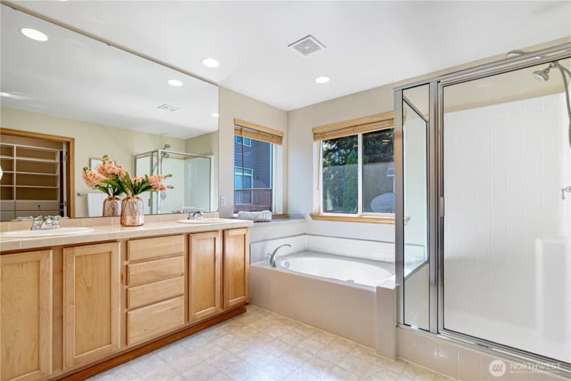 Property photo for 20140 84th Place Ne, Bothell photo 20