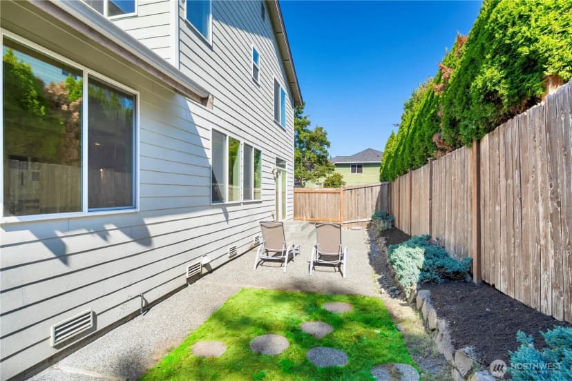 Property photo for 20140 84th Place Ne, Bothell photo 27