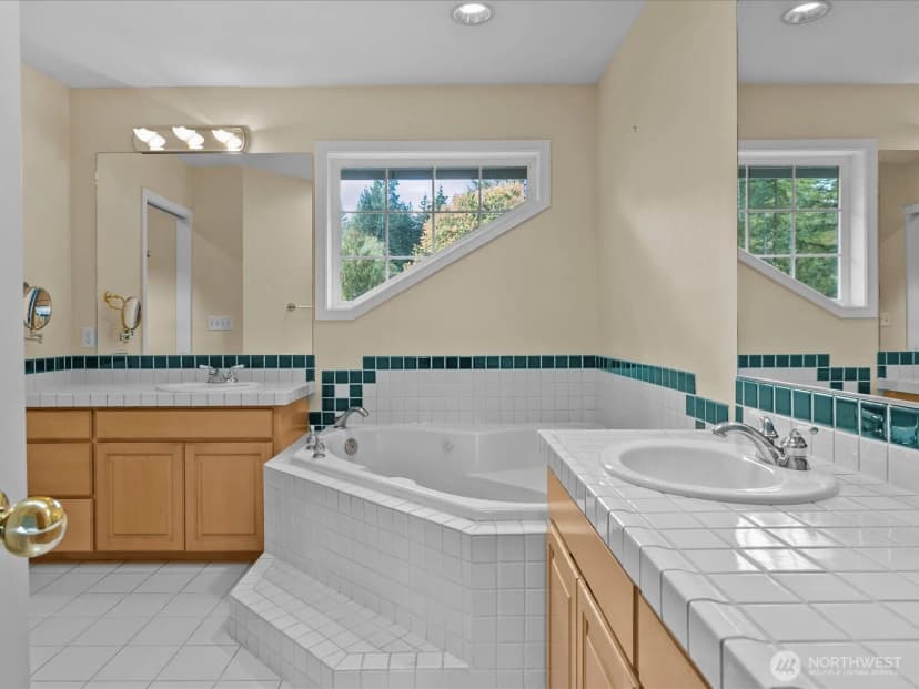 Property photo for 100 E Old Winery Road, Shelton photo 35