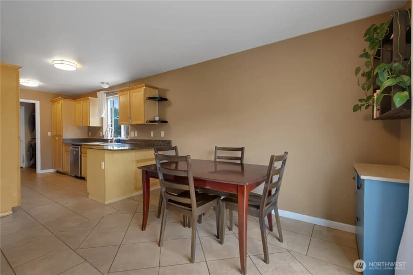 Property photo for 1309 Riddell Avenue Ne, Orting photo 4