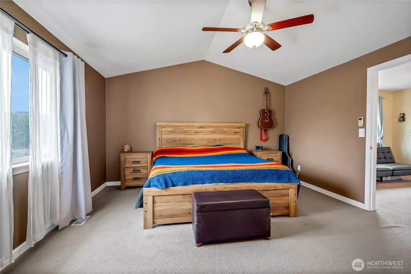 Property photo for 1309 Riddell Avenue Ne, Orting photo 10
