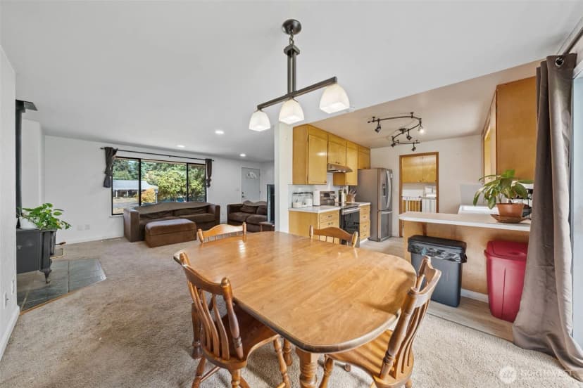 Property photo for 12512 146th Street E, Puyallup photo 6