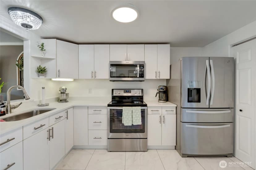Property photo for 643 Monroe Street, Monroe photo 11