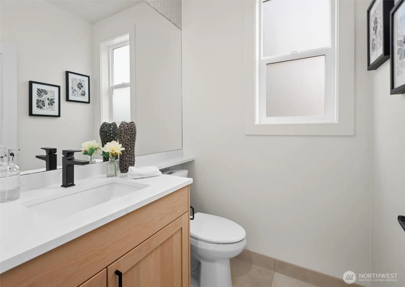 Property photo for 13015 Ne 113th Street, Kirkland photo 8