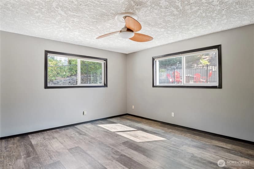 Property photo for 2445 W Lynnwood Drive, Longview photo 17