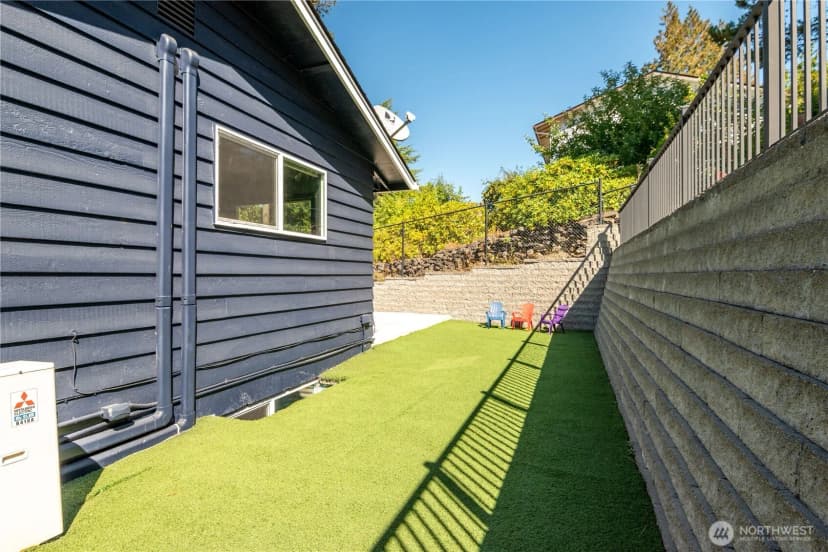 Property photo for 2445 W Lynnwood Drive, Longview photo 34