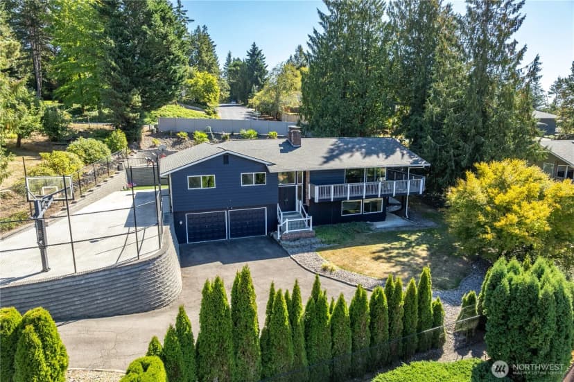 Property photo for 2445 W Lynnwood Drive, Longview