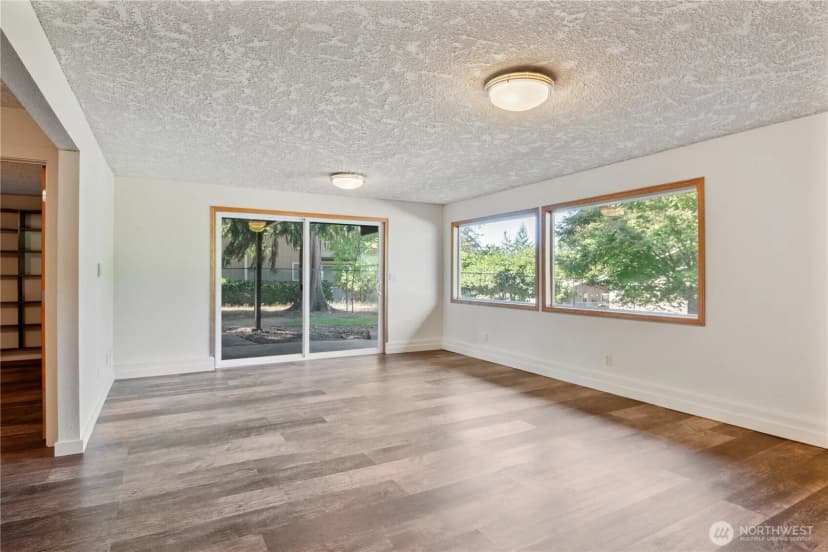 Property photo for 2445 W Lynnwood Drive, Longview photo 24