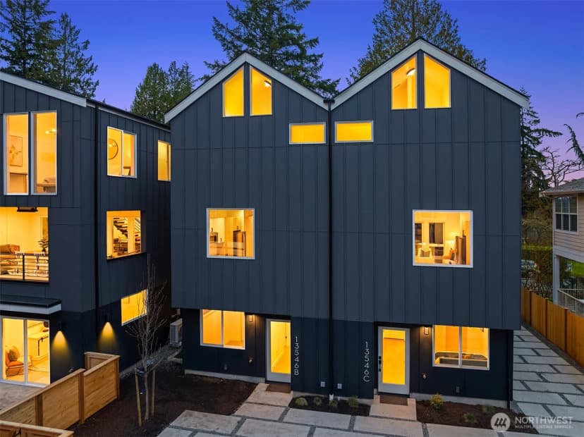 Property photo for 13546 39th Avenue Ne #b, Seattle photo 19
