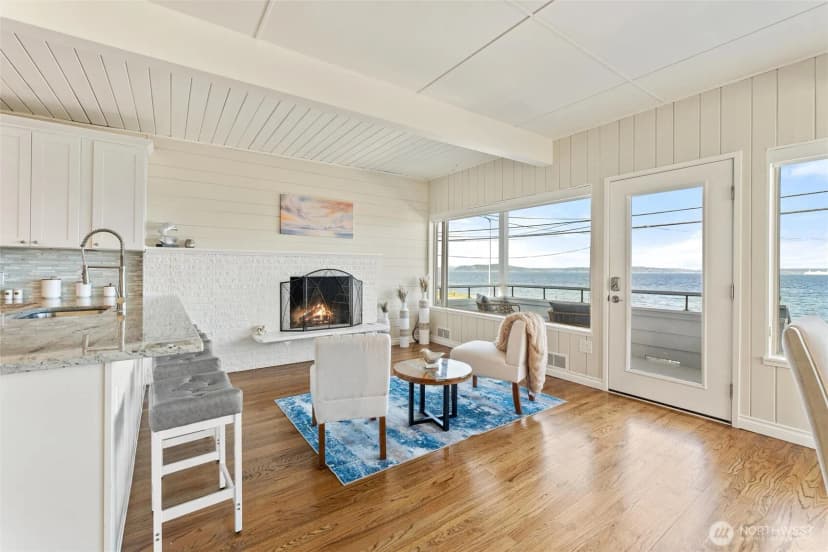 Property photo for 1588 Alki Avenue Sw, Seattle photo 6