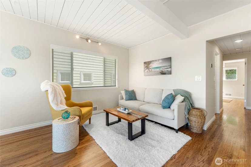 Property photo for 1588 Alki Avenue Sw, Seattle photo 19