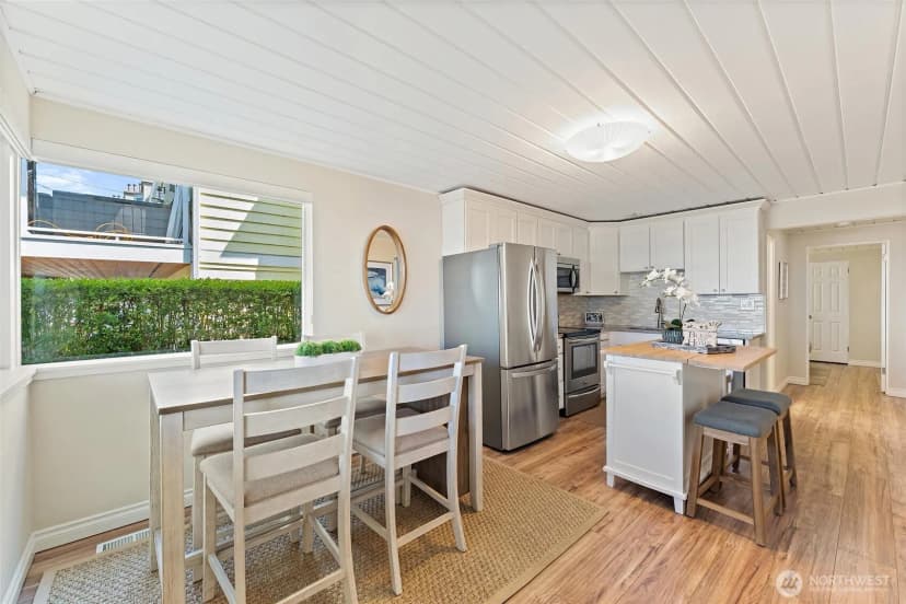Property photo for 1588 Alki Avenue Sw, Seattle photo 30