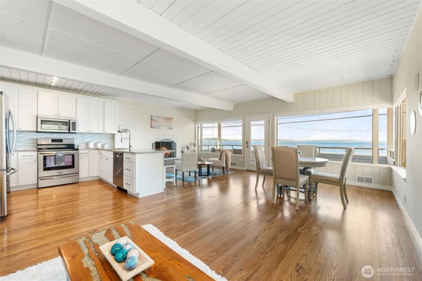 Property photo for 1588 Alki Avenue Sw, Seattle photo 18
