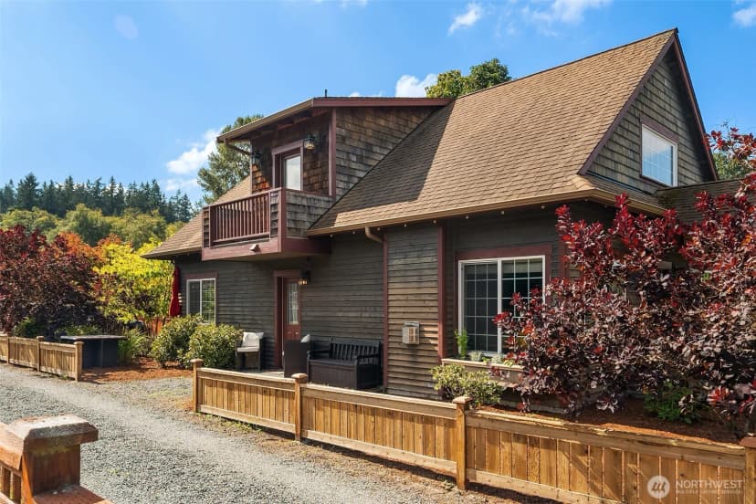 Property photo for 637 Arbor Crest, Langley photo 24