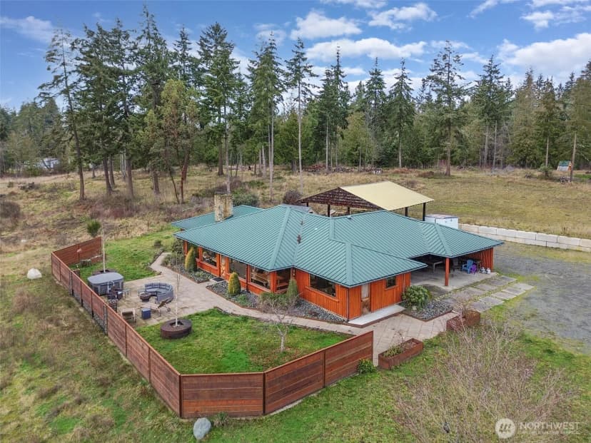 Property photo for 127 Lake Farm Road, Port Angeles