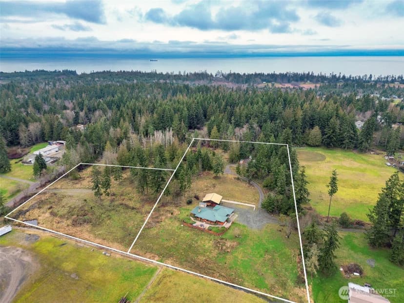Property photo for 127 Lake Farm Road, Port Angeles photo 36