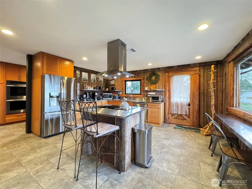 Property photo for 127 Lake Farm Road, Port Angeles photo 16