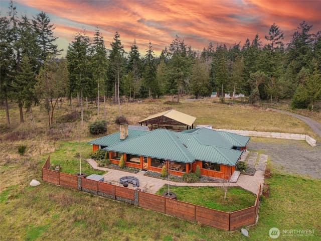 Property photo for 127 Lake Farm Road, Port Angeles photo 3