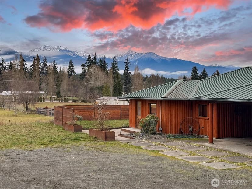 Property photo for 127 Lake Farm Road, Port Angeles photo 4