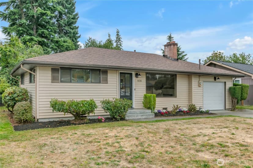 Property photo for 808 11th Street Ne, Auburn photo 2