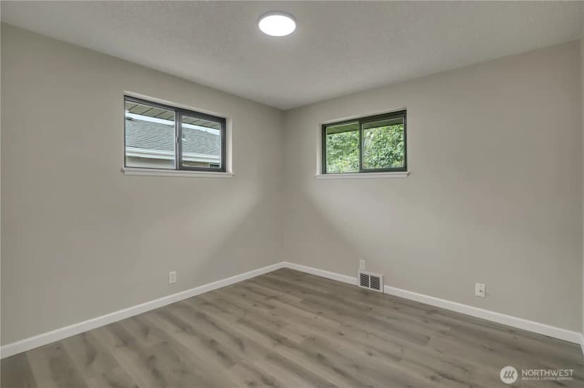 Property photo for 808 11th Street Ne, Auburn photo 19