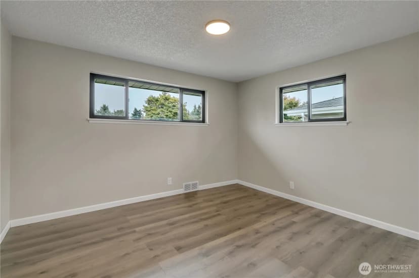 Property photo for 808 11th Street Ne, Auburn photo 17