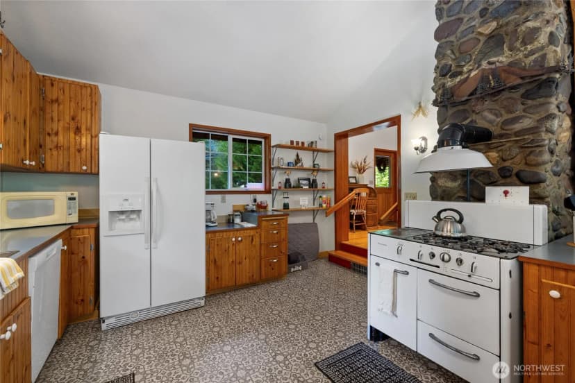Property photo for 31724 31728 558th Street E, Ashford photo 10