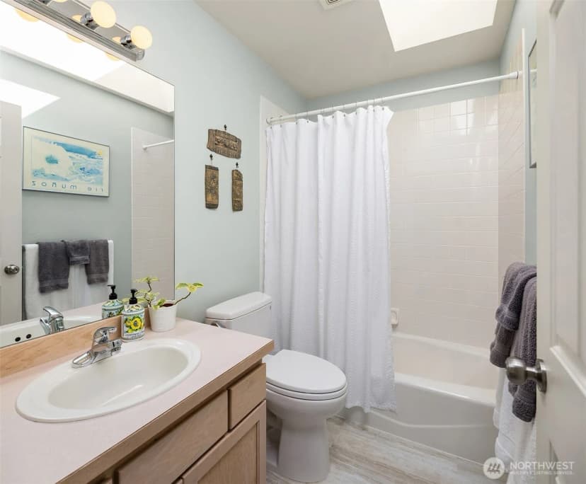 Property photo for 13115 Ne 100th Street, Kirkland photo 34