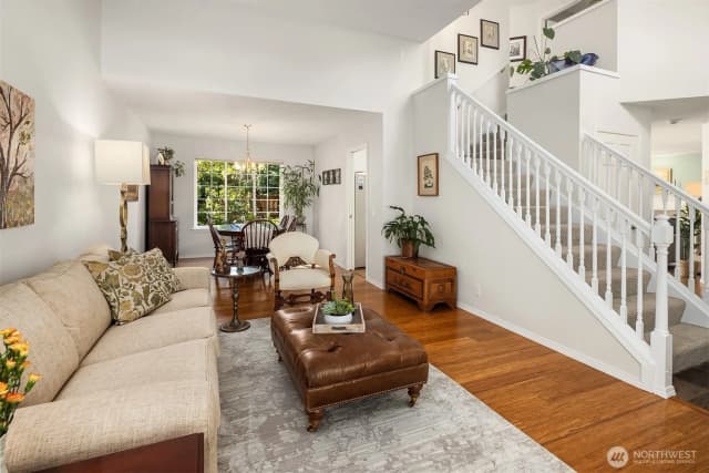 Property photo for 13115 Ne 100th Street, Kirkland photo 5