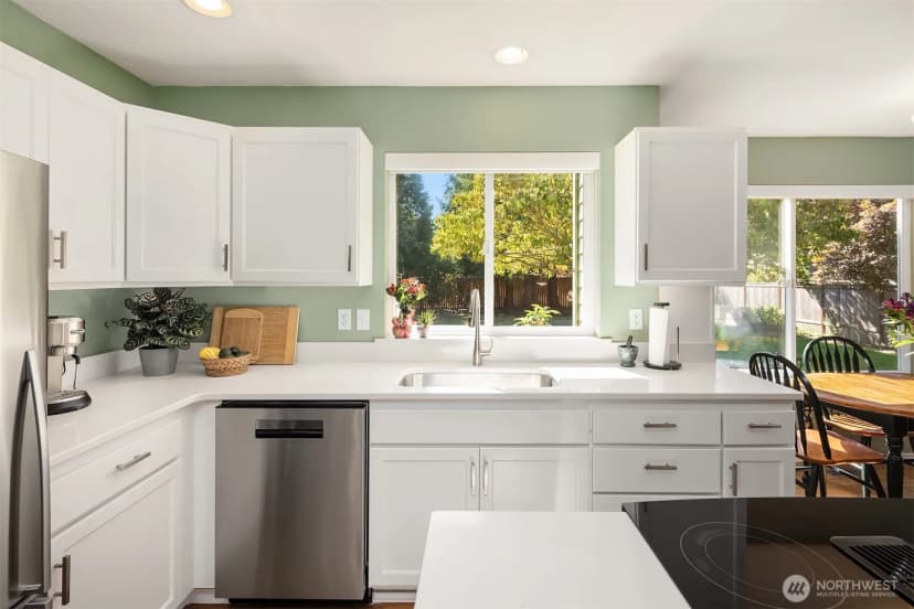 Property photo for 13115 Ne 100th Street, Kirkland photo 12