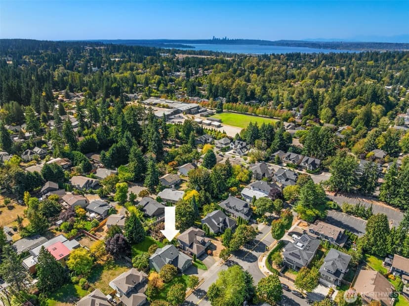 Property photo for 13115 Ne 100th Street, Kirkland photo 40