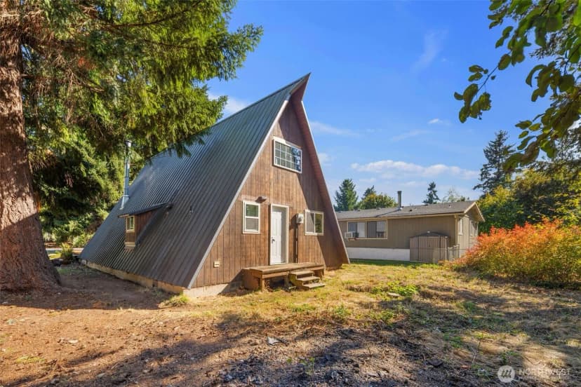 Property photo for 15427 Bald Pate Street Se, Yelm photo 2