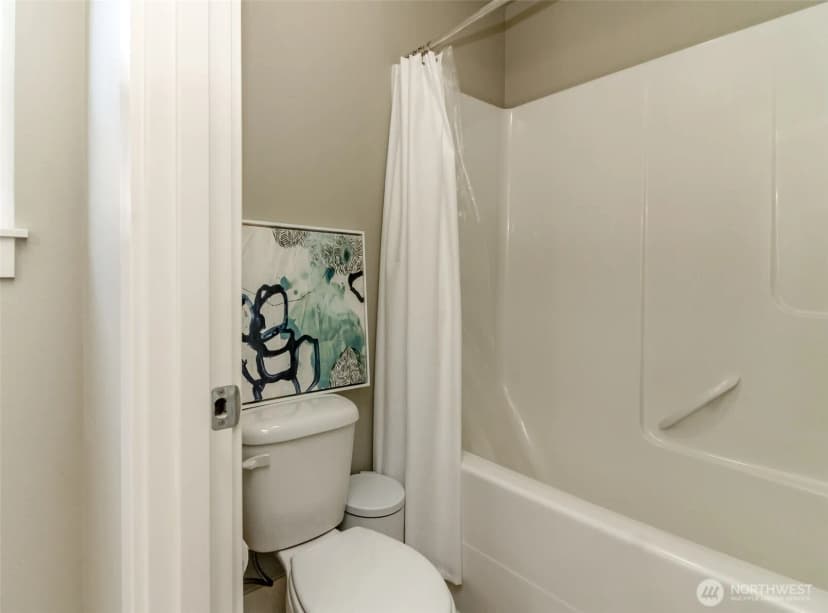 Property photo for 9311 S 216th Place, Kent photo 24