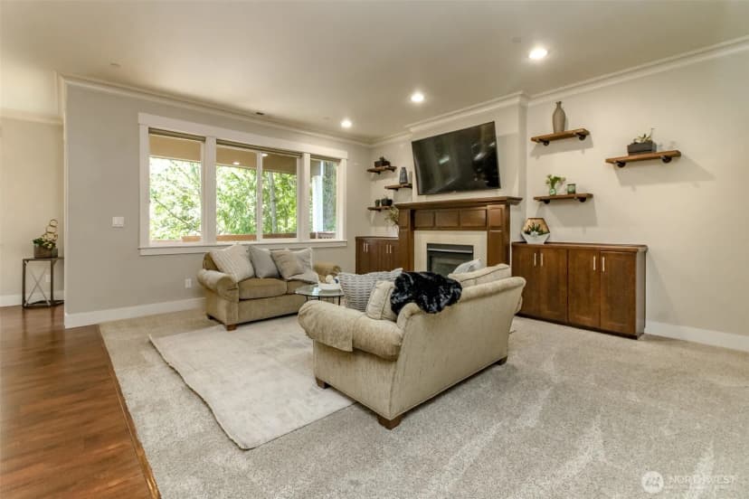 Property photo for 9311 S 216th Place, Kent photo 10