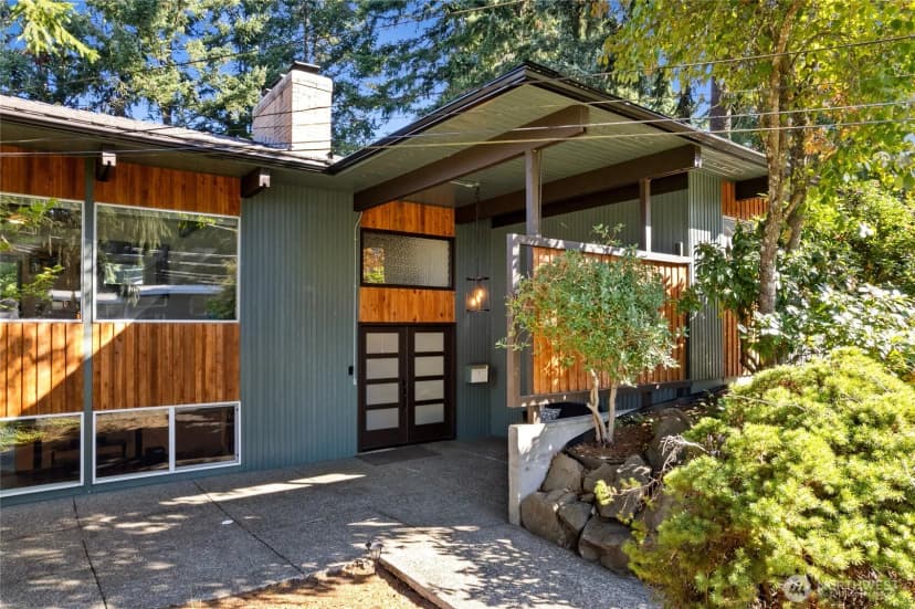 Property photo for 525 Forrest Park Dr, Fircrest photo 2
