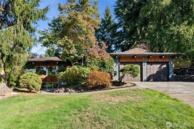 Property photo for 525 Forrest Park Dr, Fircrest