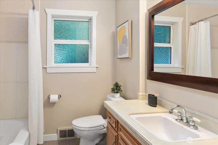 Property photo for 8564 30th Avenue Nw, Seattle photo 20